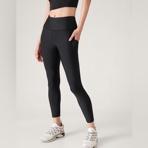 Athleta Interval stash 7/8 tight brand new with tags